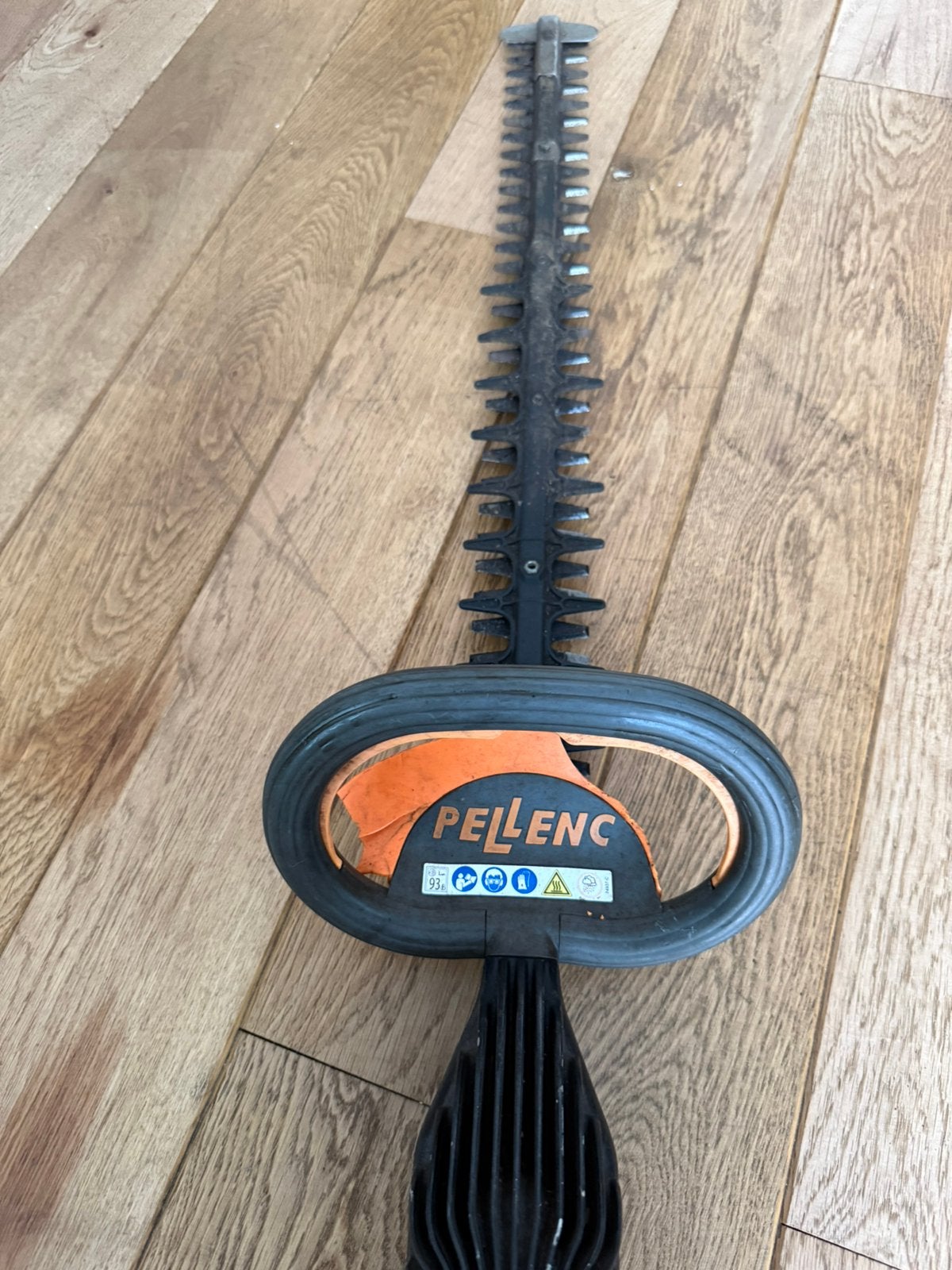 Taille-haie compact Pellenc Helion 3 (sans batterie), Enlèvement ou Envoi, Comme neuf
