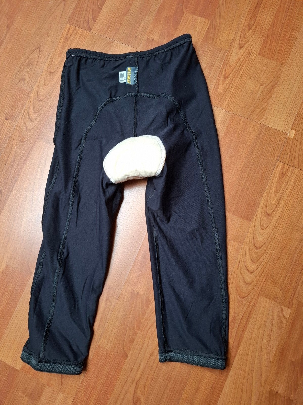 Short de cyclisme pour femme taille S, Vélos & Vélomoteurs, Accessoires vélo | Vêtements de cyclisme, Enlèvement ou Envoi, S, Femmes