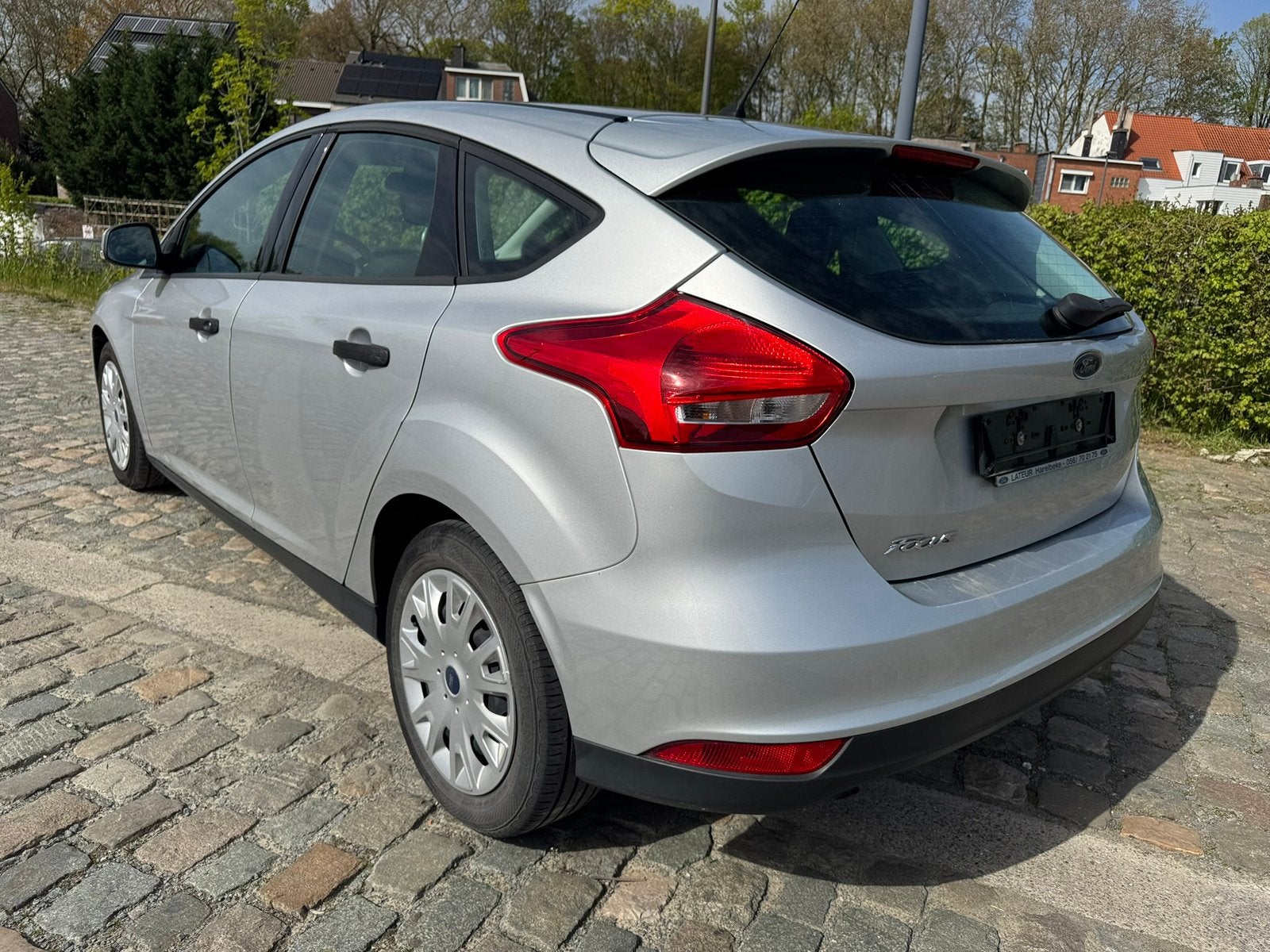 Ford Focus 1.6i 1r belangrijkste notebook Ford Euro6 2016, Focus, 1600 cc, Bedrijf, Dealer onderhouden