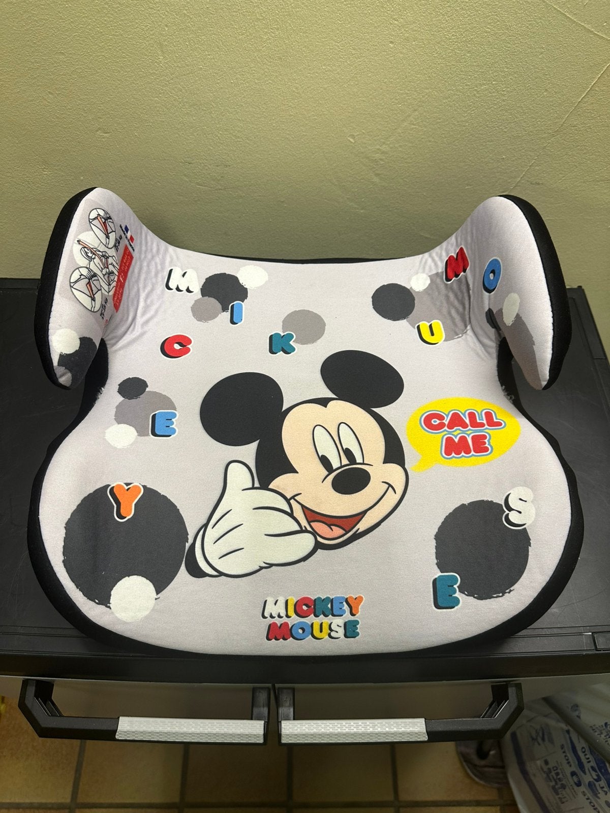 Réhausseur Mickey, Enlèvement, Utilisé