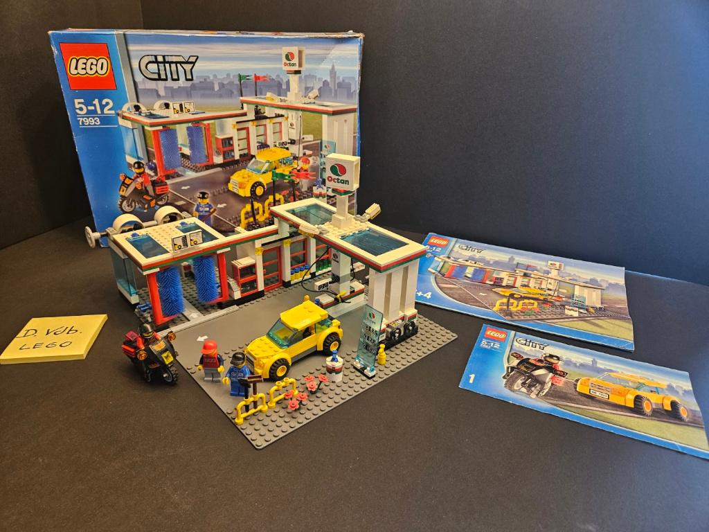 LEGO City Gas Station 7993 Service Station MET DOOS, Kinderen en Baby's, City, Inclusief instructies, Lego, Ophalen of Verzenden