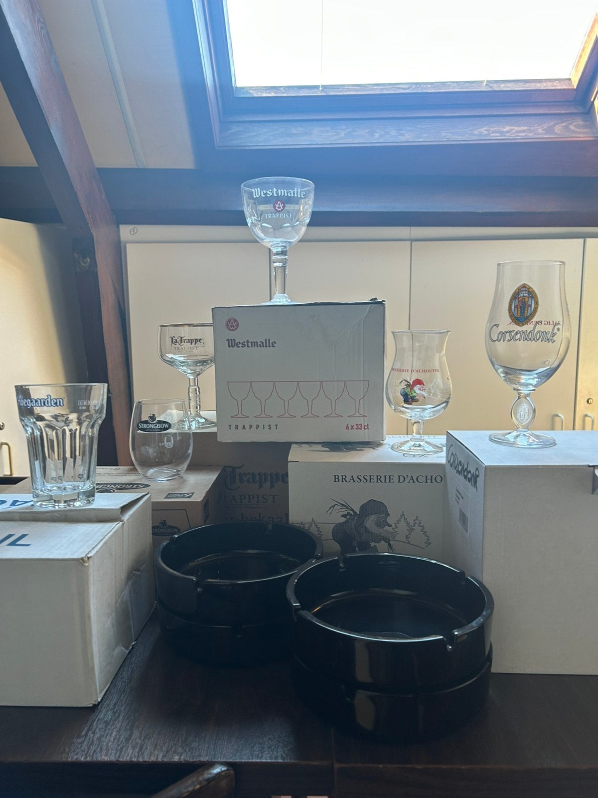 Glazen en assepotten, Ophalen, Zo goed als nieuw, Bierglas