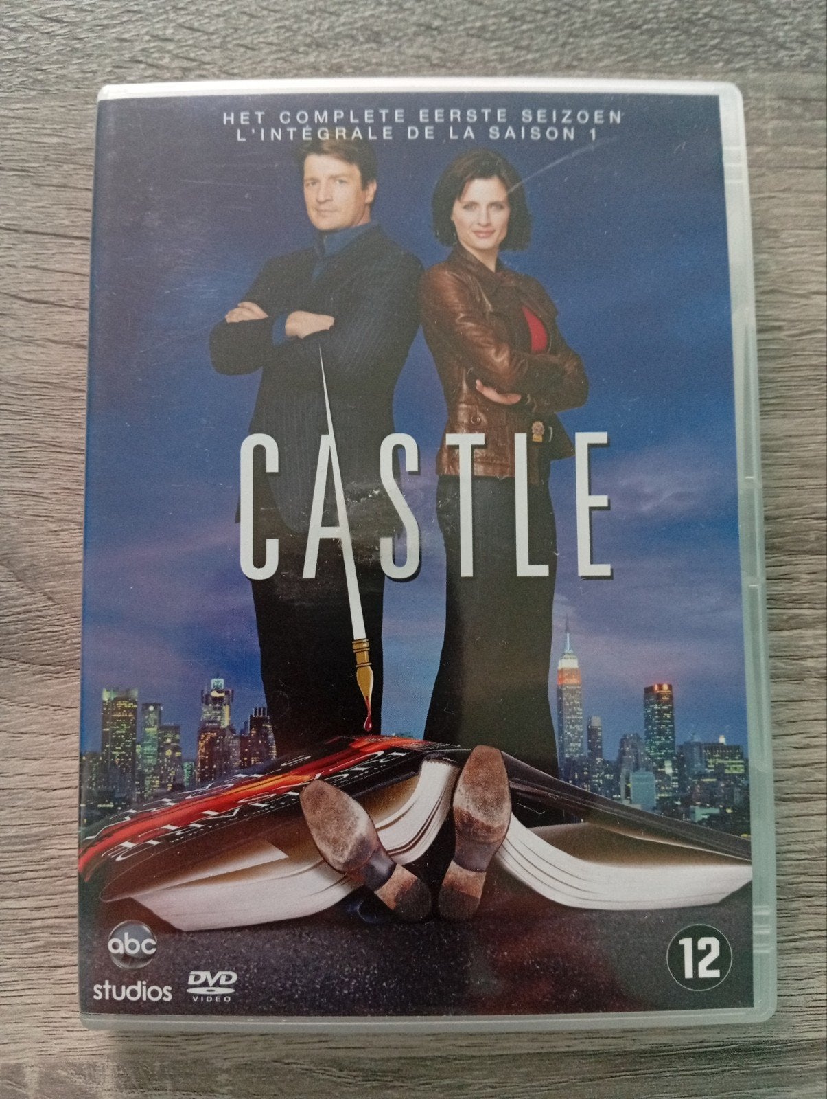Coffret DVD de la série télévisée à suspense Castle saison 1, CD & DVD, Enlèvement ou Envoi, Matériel bonus, Néerlandais, Comme neuf