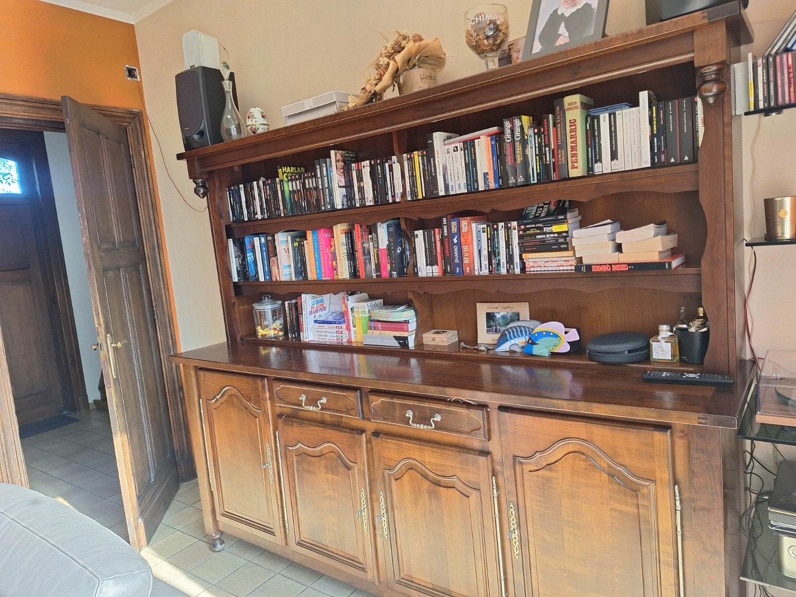 buffet-bibliotheque, Ophalen