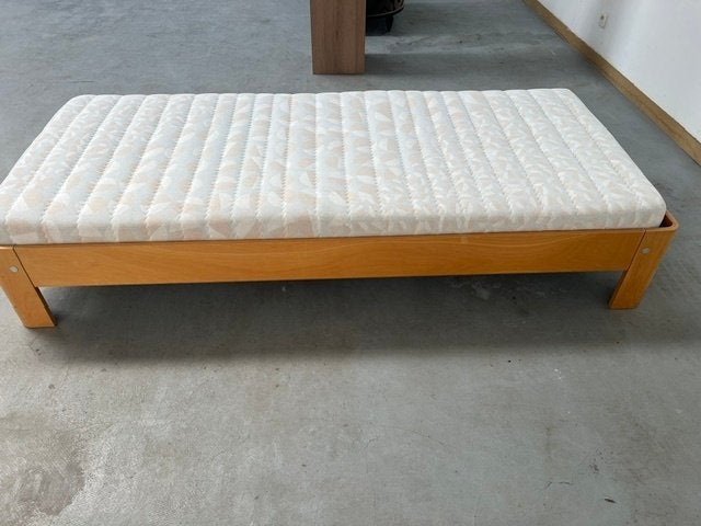 bed Auronde met bodem en matras Auping beuk, Maison & Meubles, Enlèvement, Utilisé