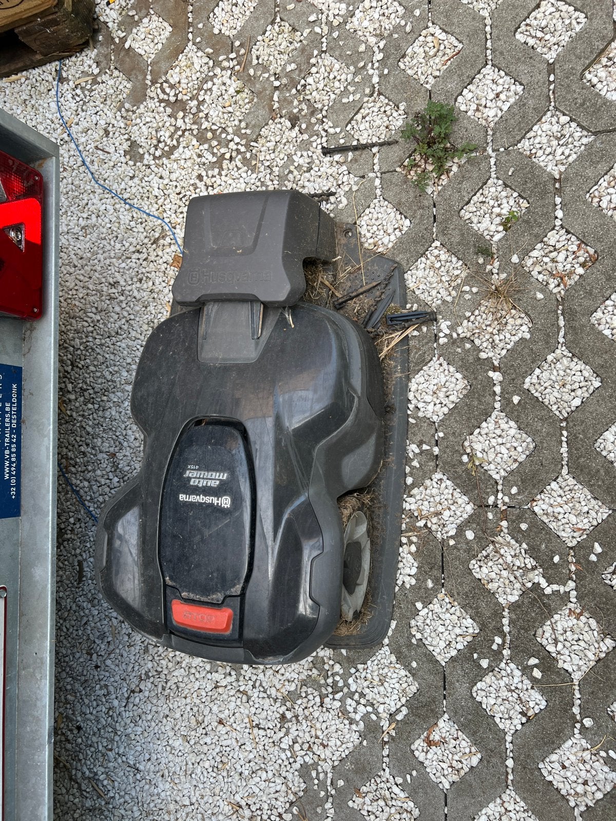 Husqvarna automower 415x, Ophalen, Gebruikt, 20 tot 25 cm, Met regensensor