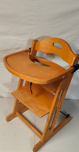 Evoluerende houten kinderstoel met verwijderbare tablet, Kinderen en Baby's, Kinderstoelen, Ophalen, Gebruikt, Meegroeistoel, Afneembaar eetblad