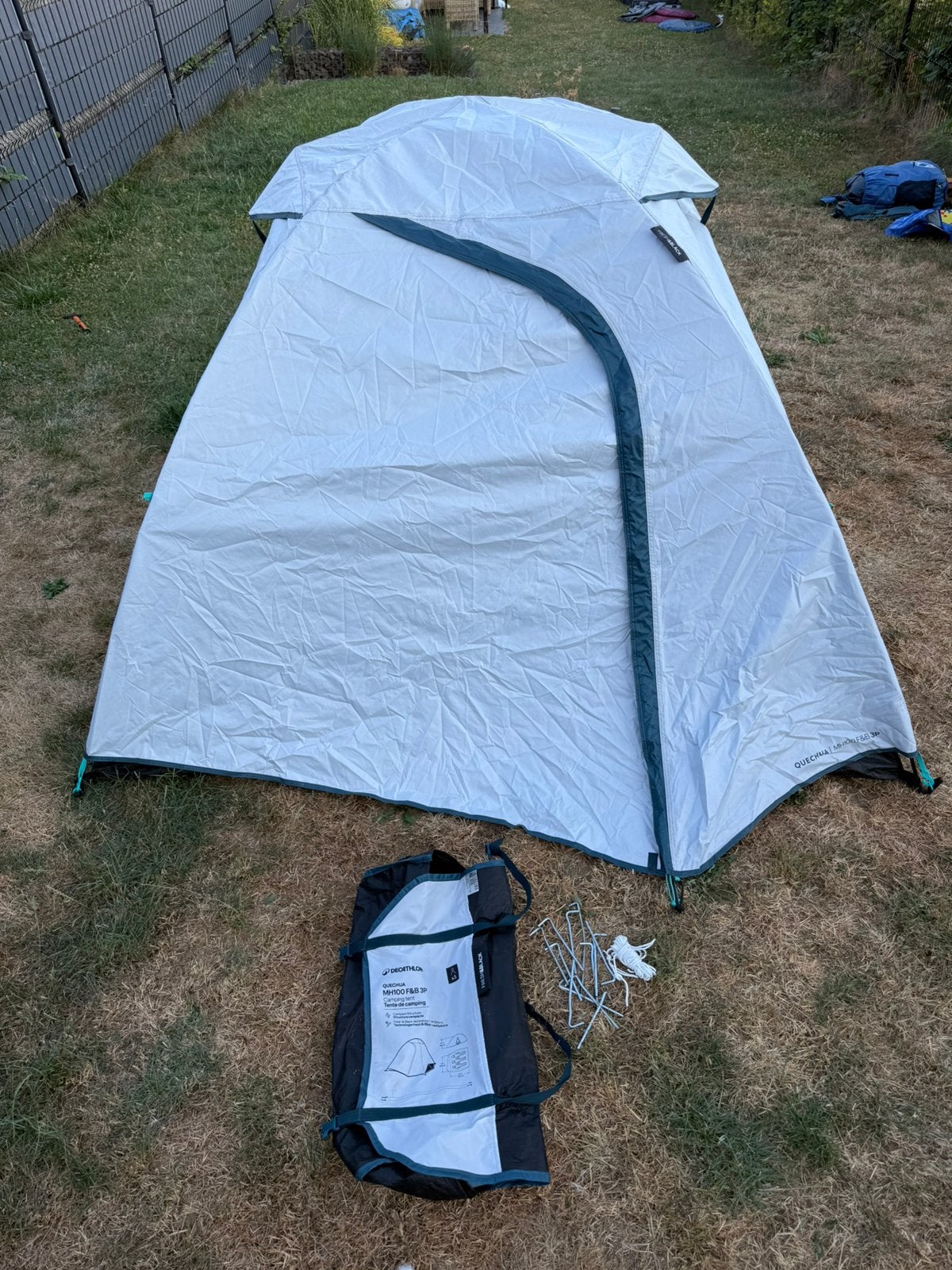 Tente Quechua MH100 Fresh & Black – 3 personnes, Enlèvement, Comme neuf