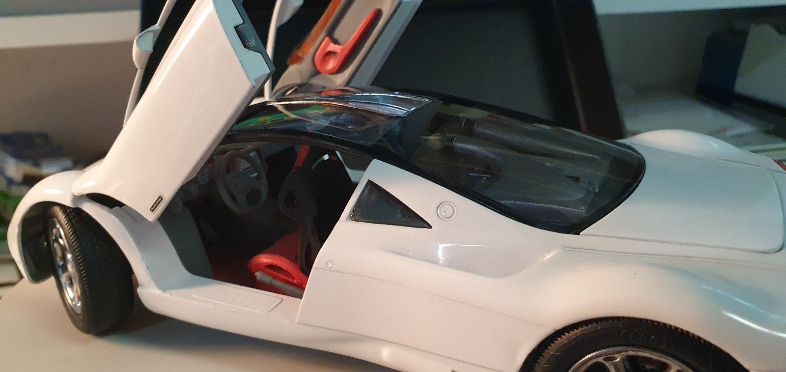 1/18 Audi Avus Quattro (nr. 1533), Ophalen of Verzenden, Revell