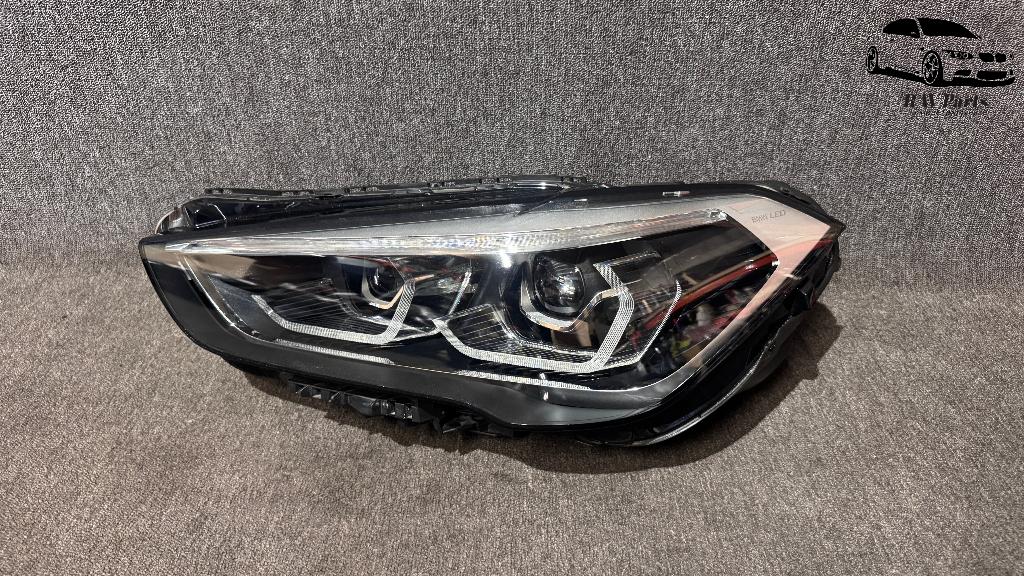 BMW X1 F48 LCI LED Koplamp Links 7472249, Auto-onderdelen, Verlichting, BMW, Gebruikt, Ophalen of Verzenden