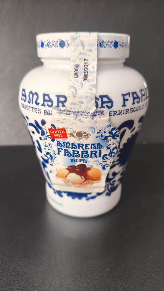 Stenen pot Italiaanse Amarena Fabbri kersen op siroop, Ophalen