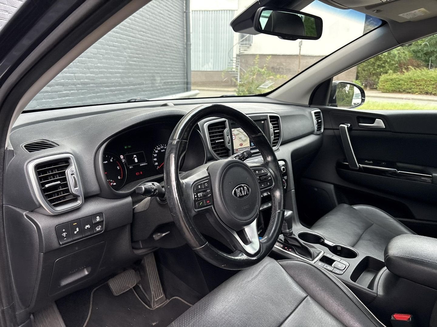 Kia Sportage 1.7 CRDI ExecutiveLine Automaat | € 9.900,- NET, Automaat, 129 g/km, Zwart, Diesel