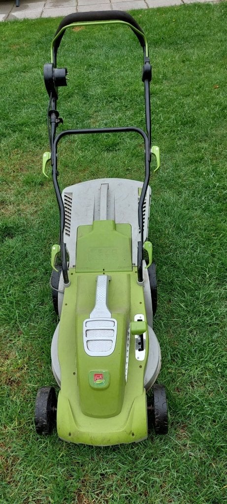 Central Park Grasmaaier CPE1434/EL - 34cm - 1400W, Central park, Tondeuse rotative, 30 à 39 cm, Enlèvement