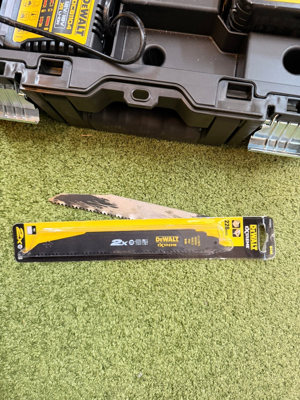 Reciprozaag dewalt, Doe-het-zelf en Bouw, Ophalen, Zo goed als nieuw
