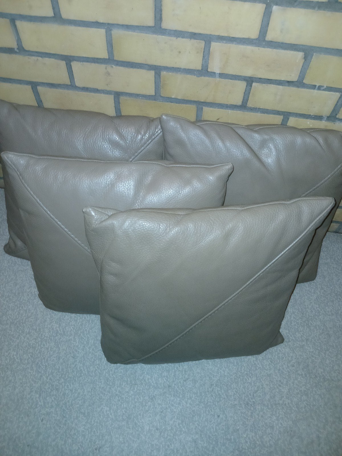 4 lederen sierkussens, Huis en Inrichting, Ophalen, Bruin, Afneembare hoes, Vierkant