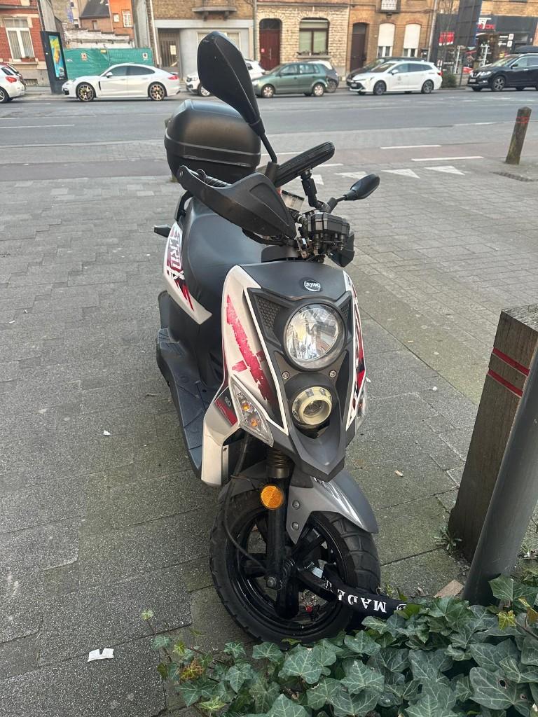 Scooter sym 49cc, Fietsen en Brommers, Scooters | SYM, Ophalen, Gebruikt, Overige modellen, Klasse A (25 km/u)