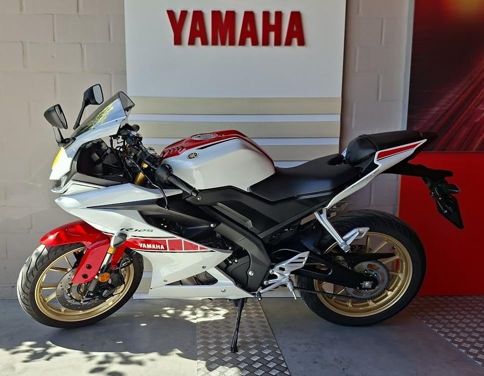 60e nounou YZF-R125, Motos, Motos | Yamaha, Entreprise, Permis Moto A1 minimum, Super Sport, ABS