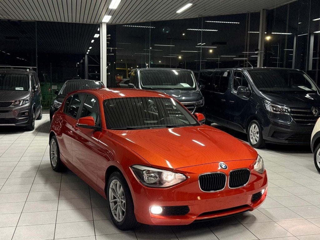 BMW 114d 1.6D 70kW Euro 5 jaar 10/2013, 170.000 km, Auto's, Euro 5, 1 Reeks, Bluetooth, Bedrijf