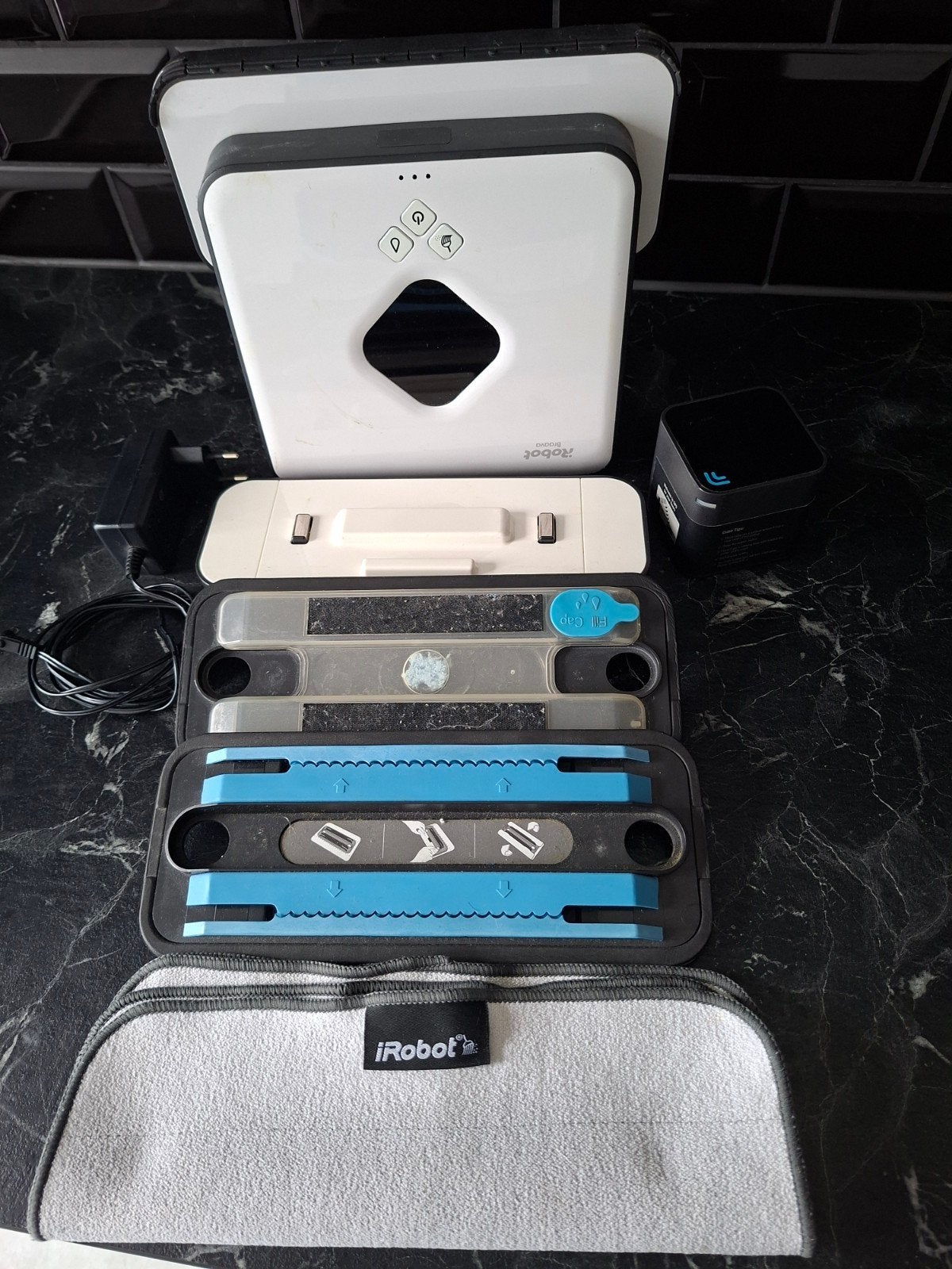 iRobot Braava 390T, Enlèvement, IRobot