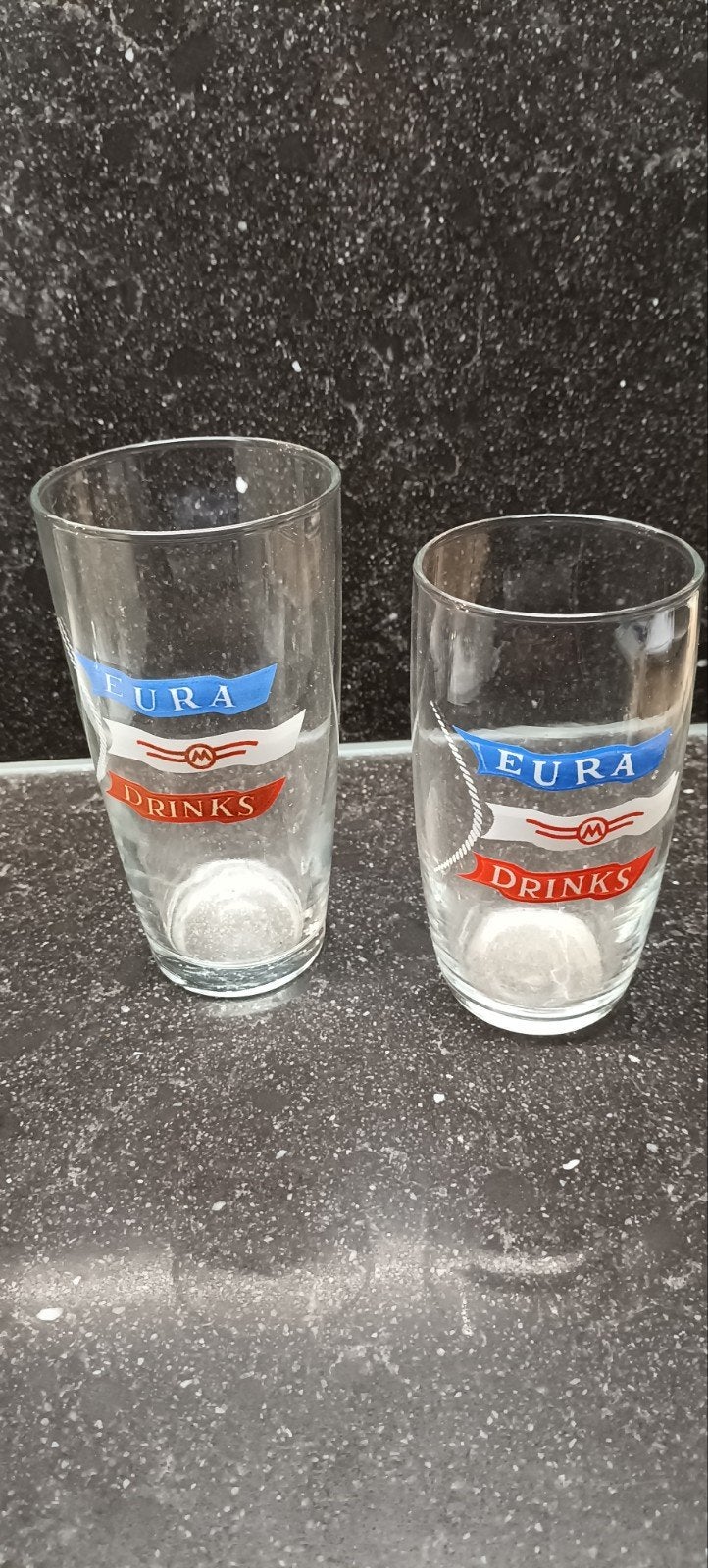 2 oude glazen eura drinks br Moortgat Breendonk, Ophalen of Verzenden