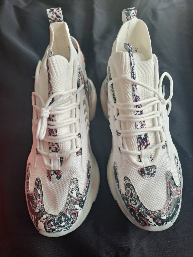 basket neuve, Enlèvement, Neuf
