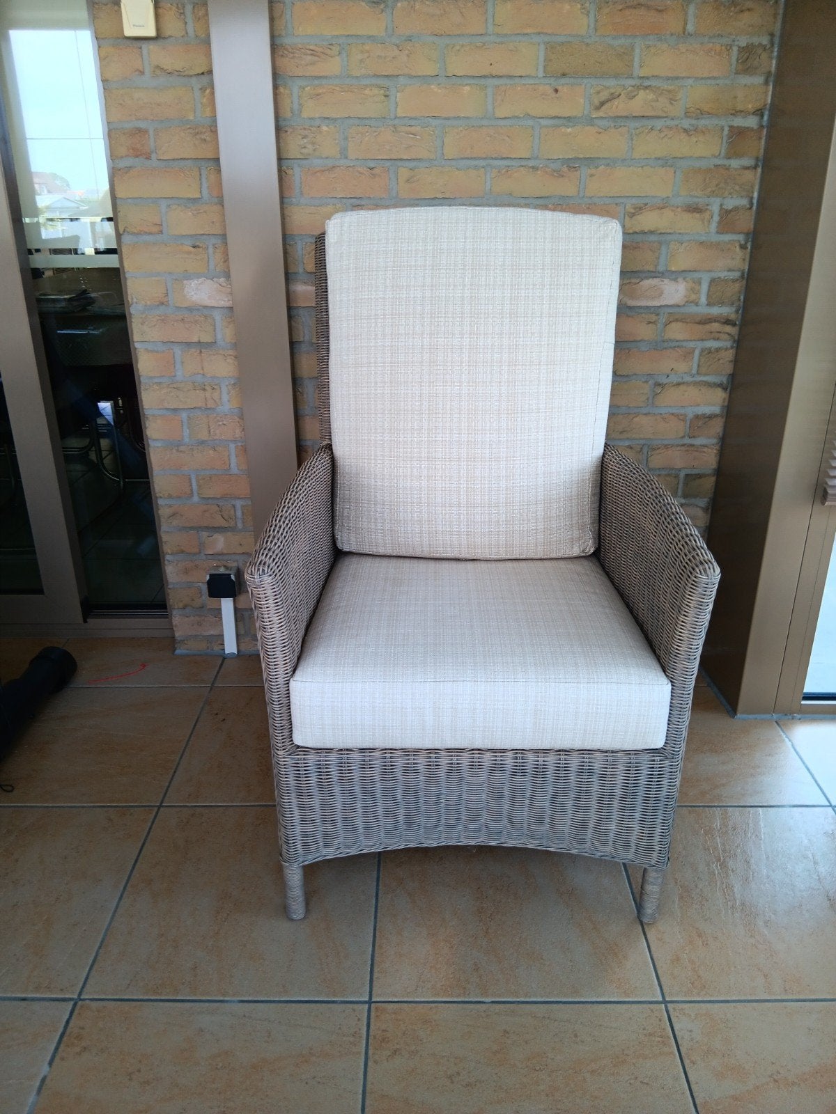 chaise ou chaise de jardin en osier. (état neuf)., Jardin & Terrasse, Enlèvement