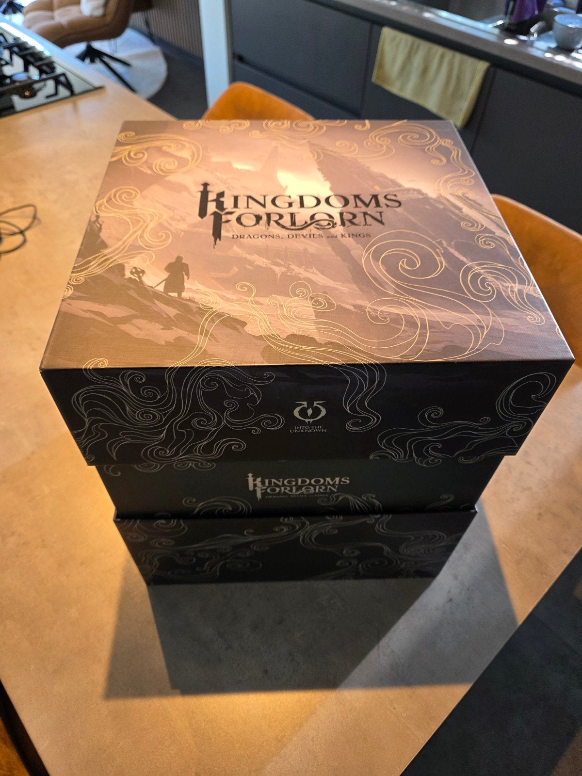 Kingdoms Forlorn: Dragons, Devils and Kings, Hobby en Vrije tijd, Ophalen, Nieuw, Into the