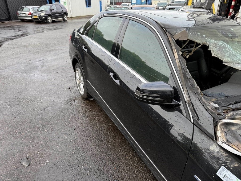 PORTIER RECHTS VOOR Mercedes-Benz E (W212) (01-2009/12-2016), Gebruikt, Deur, Mercedes-Benz, Dialog.mb@mercedes-benz.com