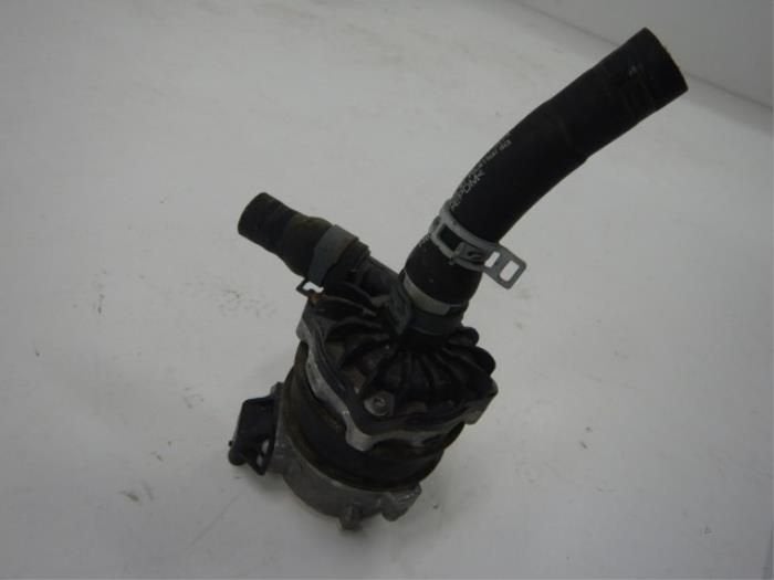 Extra waterpomp Audi A6 (22729275), Auto-onderdelen, Ophalen of Verzenden, Gebruikt
