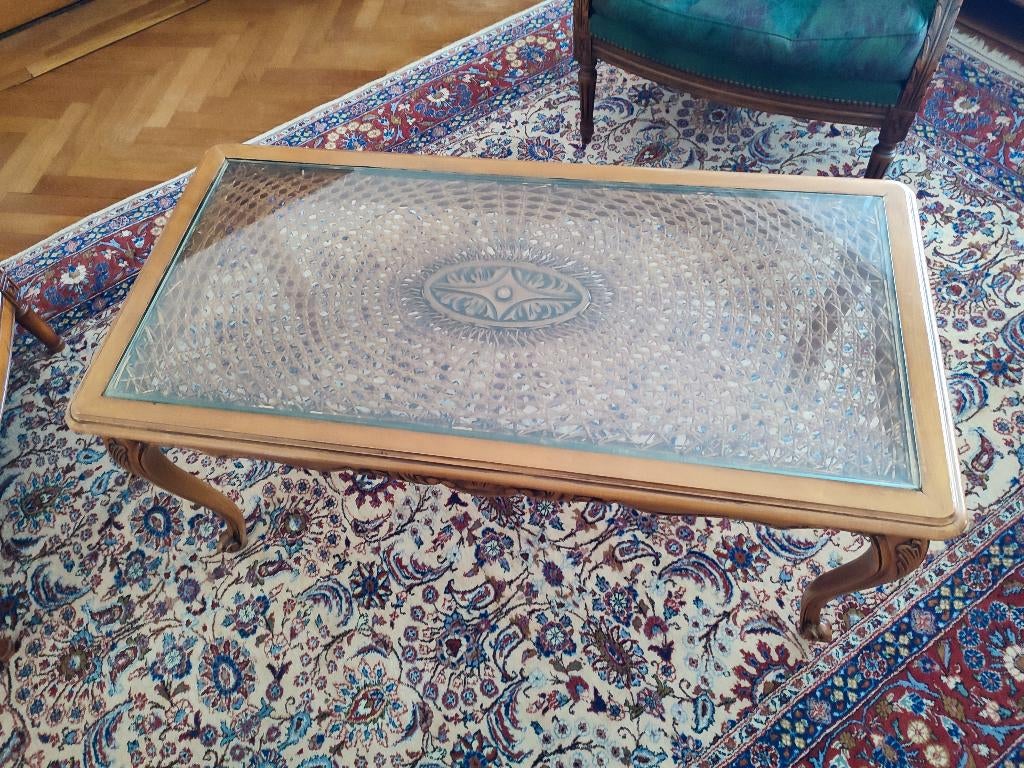 Glazen tafel, Ophalen