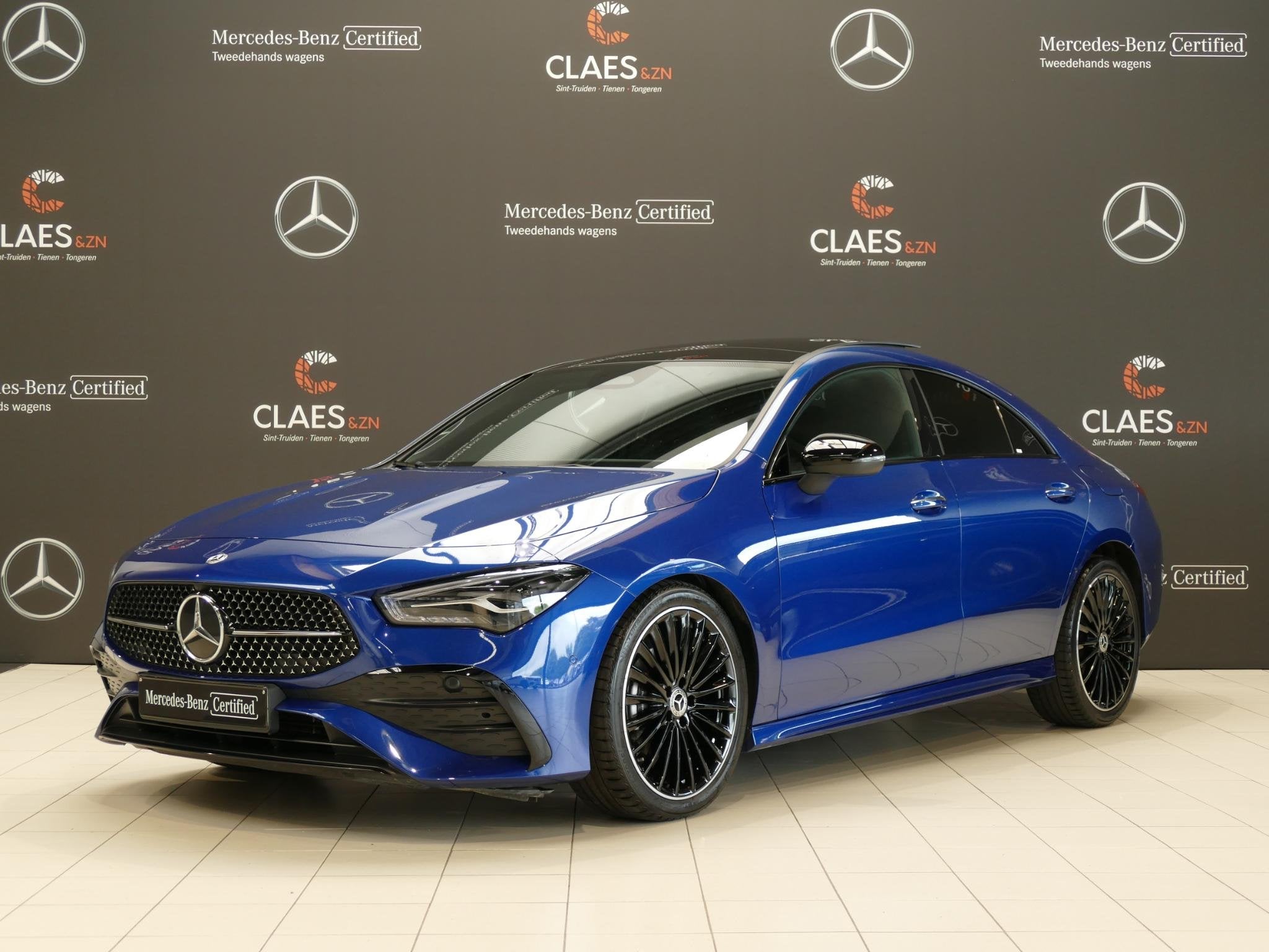 Mercedes-Benz CLA-klasse 180 AMG Line - DOS 194, Auto's, Stof, Gebruikt, 4 cilinders, Bedrijf