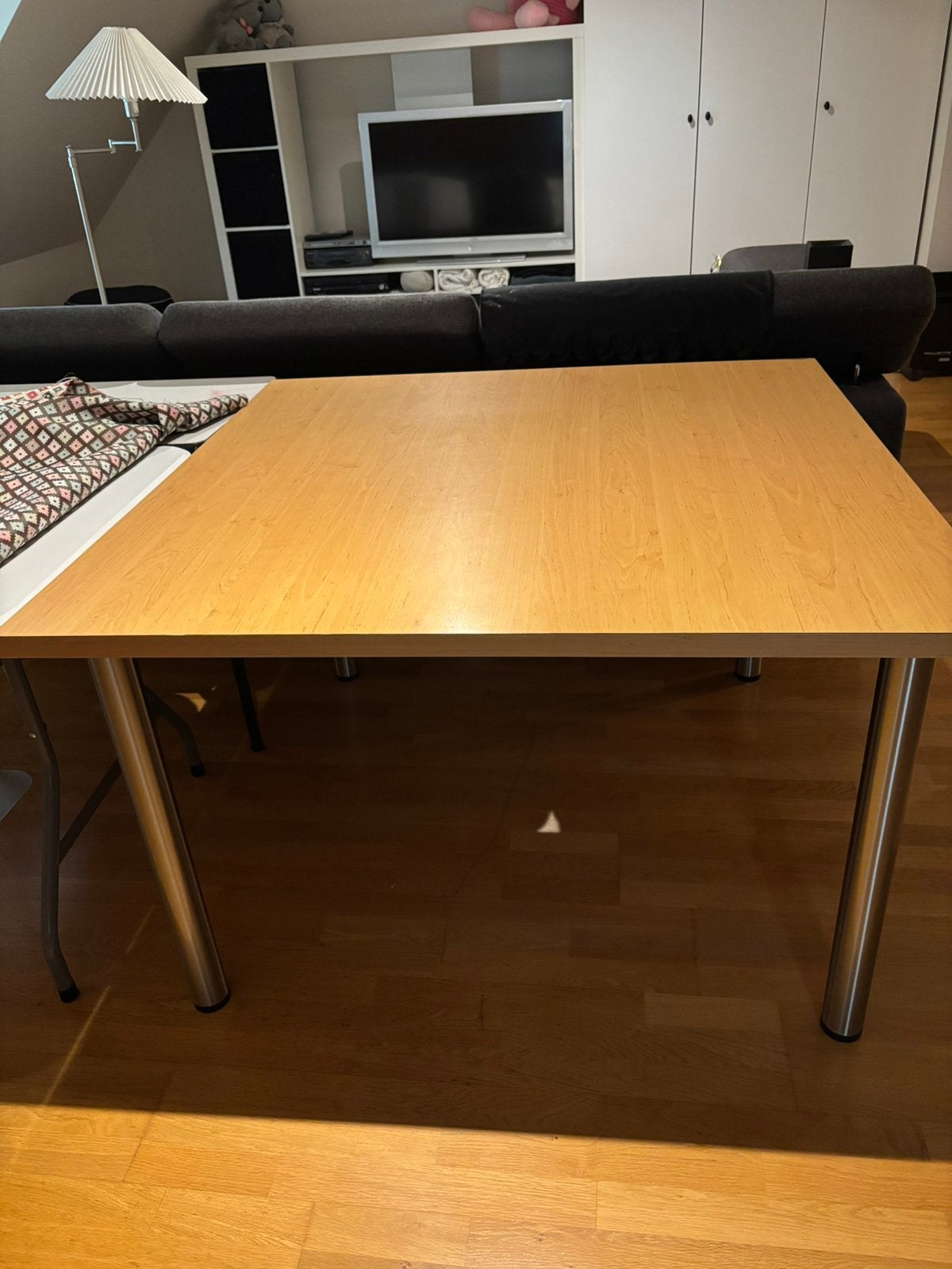 Mooie stevige keukentafel, Huis en Inrichting, Tafels | Eettafels, Ophalen, Zo goed als nieuw, Vierkant