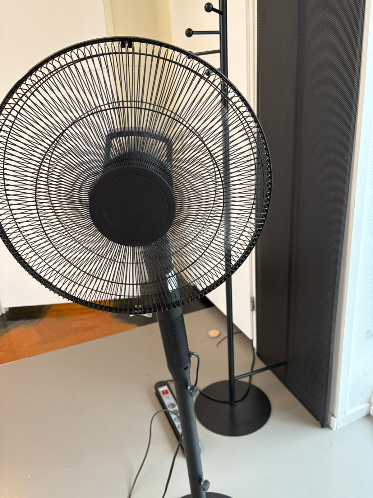 Ventilateur sur pied, Enlèvement ou Envoi, Comme neuf