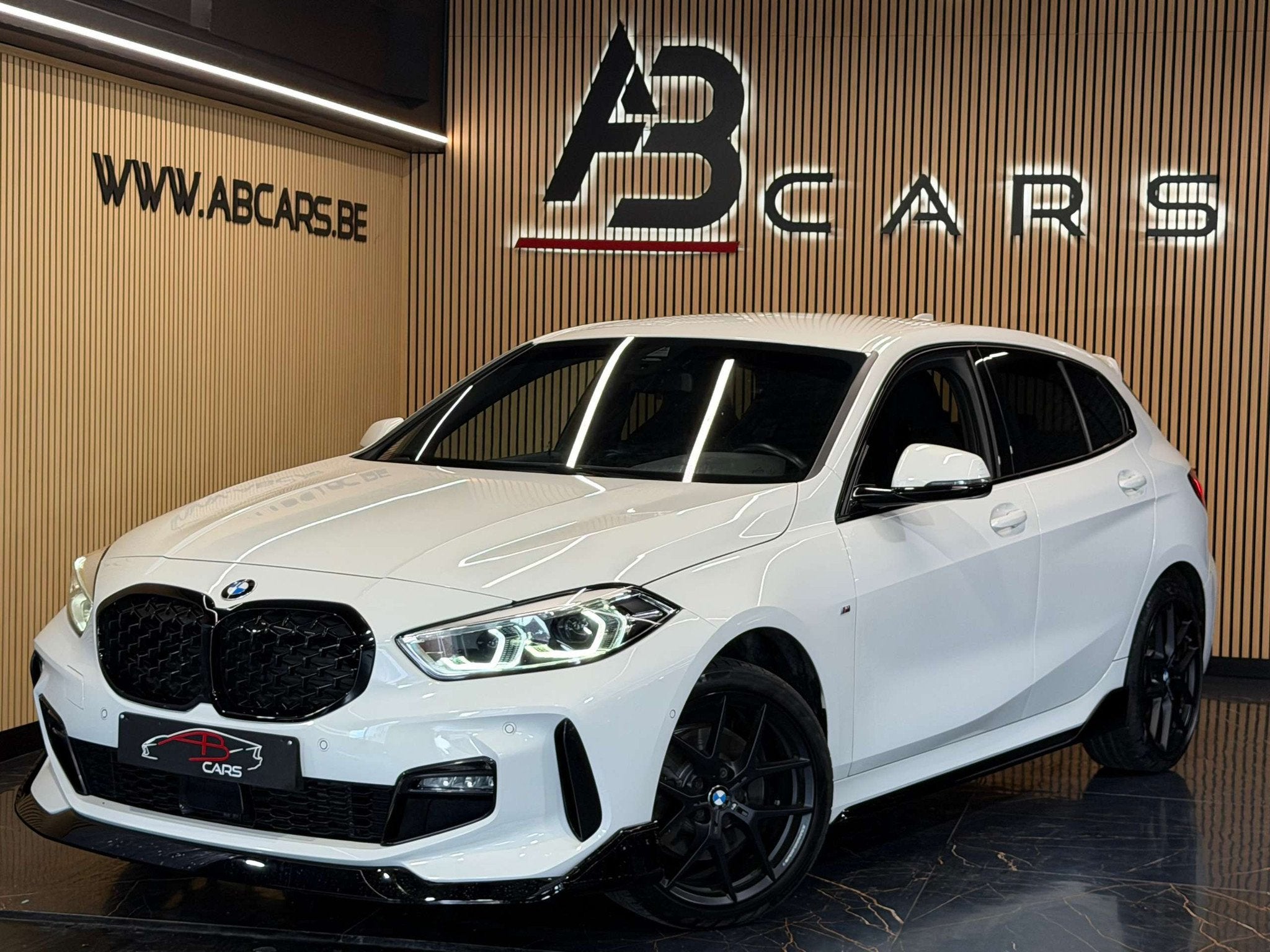BMW 1 Serie 116 D PACK M PERFORMANCE * GARANTIE 12 MOIS *, Auto's, 1 Reeks, Gebruikt, Euro 6, 116 pk