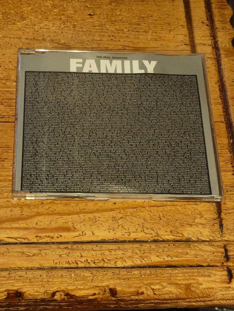 Cd (EP) van Family, Ophalen of Verzenden, Zo goed als nieuw, Progressive