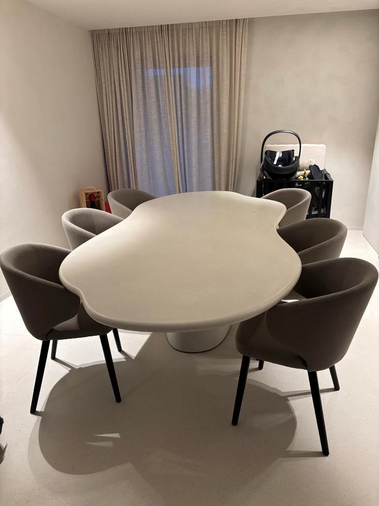 TABLE MORTEX AVEC 8 CHAISES, Comme neuf, Enlèvement, Autres types, Moins de 10 m²