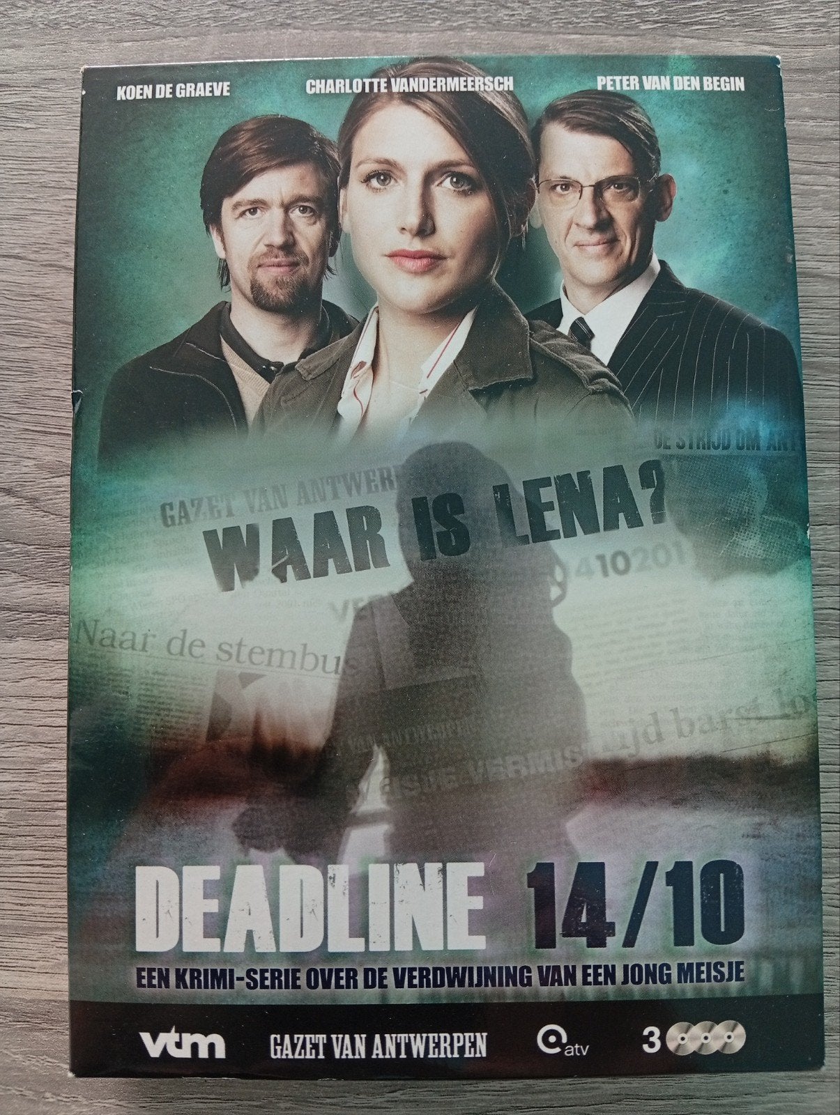 date limite 14/10 série télévisée policière, CD & DVD, DVD | TV & Séries télévisées, Matériel bonus, Néerlandais, Crime, À partir de 12 ans
