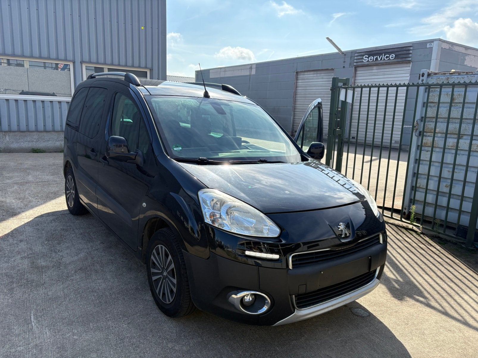 Peugeot Partner Tepee 1.6 Essence 2013, Autos, Euro 5, 4 portes, Entreprise, Boîte manuelle