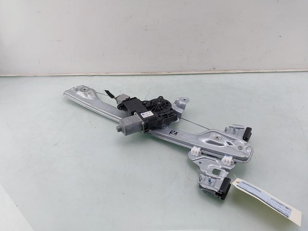 RAAMMECHANIEK RECHTS ACHTER Opel Mokka / Mokka X, Auto-onderdelen, Gebruikt, Opel, Opel Automobile GmbH, Kontakt-opel@opel.com