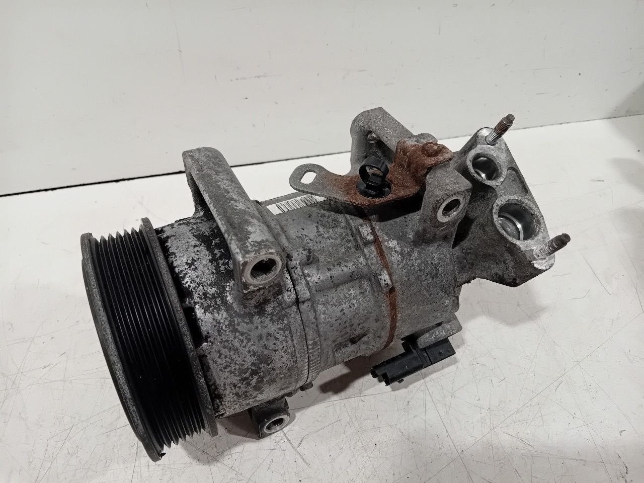 Airco pomp Peugeot 2008 9672247080, Onderdelen@venauto.nl, Van der Ven Autorecycling B.V., Gebruikt, Ettenseweg 76, 4706 PB Roosendaal, The Netherlands