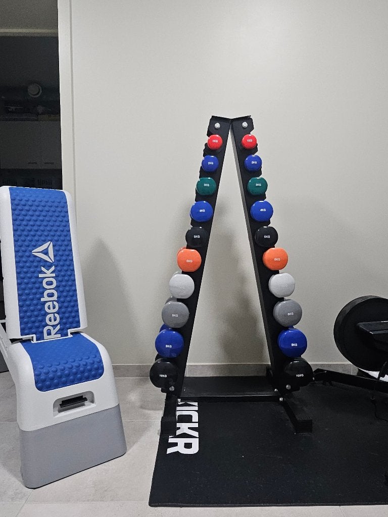 Dumbbell set 1-10kg + dumbbelltoren en trainingsbench, Enlèvement, Comme neuf, Haltère