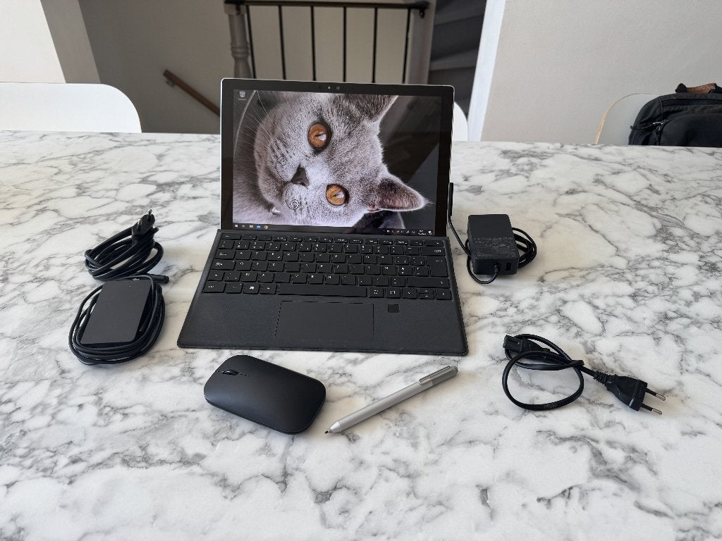 Microsoft surface pro 4, extra oplader en pen, Computers en Software, Ophalen, 2 tot 3 Ghz, 8 GB, Intel(R) Core i5
