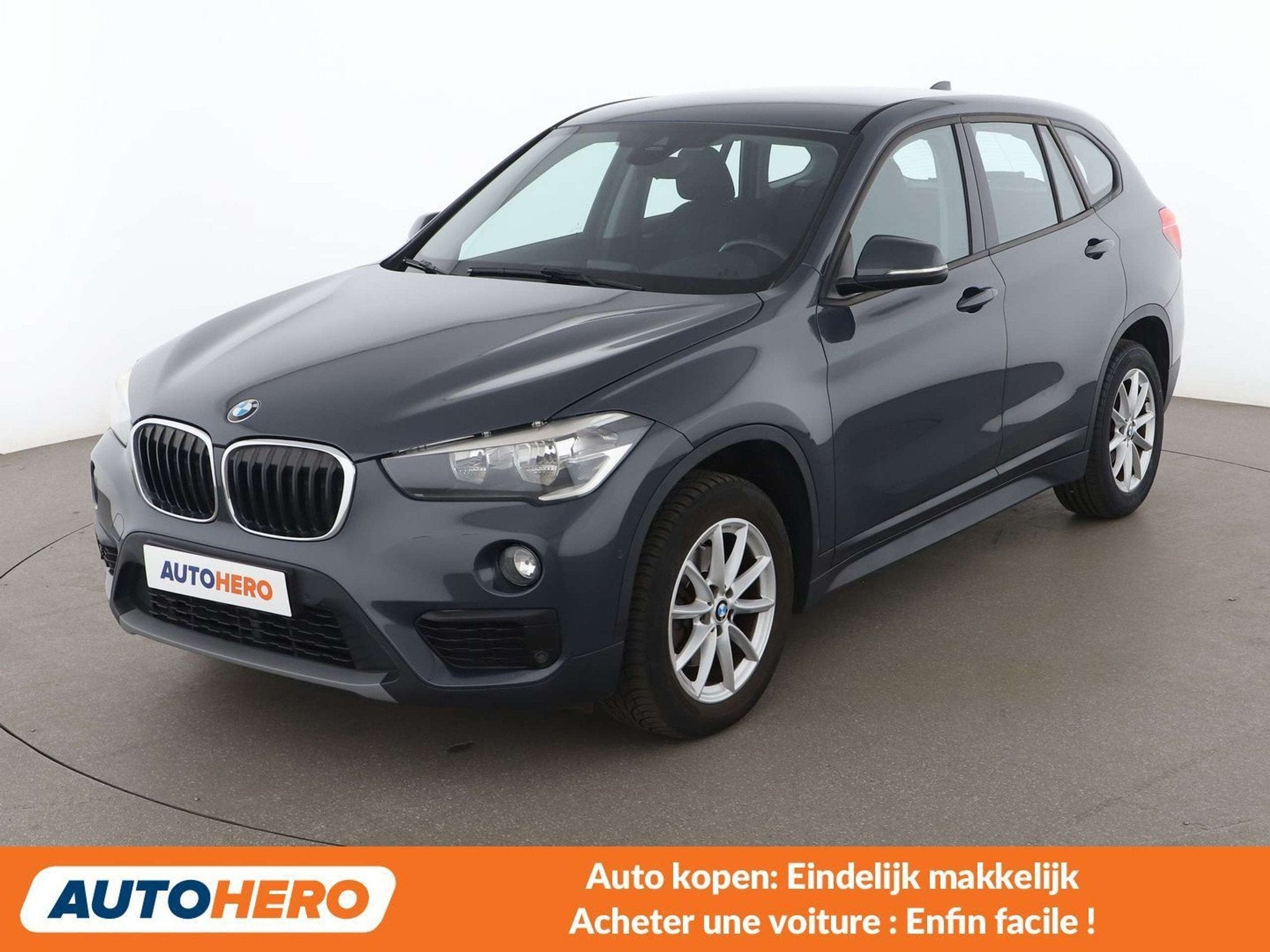 BMW X1 sDrive 18d Advantage (année de construction 2016), Autos, BMW, X1, Argent ou Gris, 110 kW, Noir