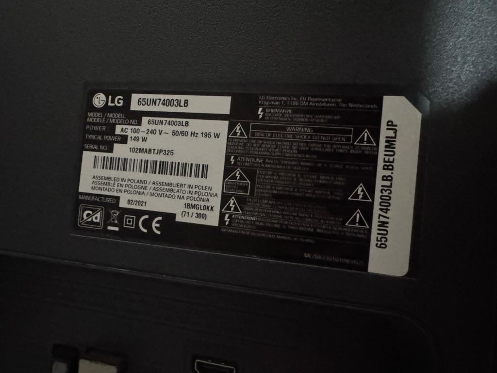 TV LED | 65'' (165cm) | UHD | 4K, TV, Hi-fi & Vidéo, Enlèvement, Comme neuf, LED
