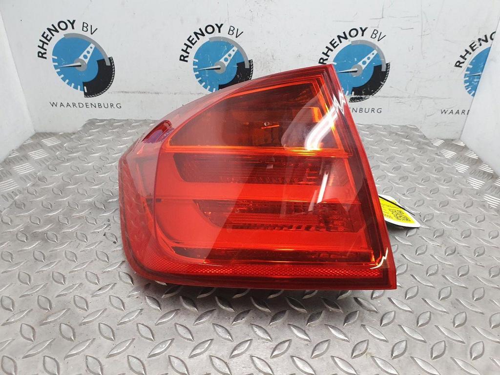 BMW 3 SERIES F30 320d EDE Executive  ACHTERLICHT L 2015, Ophalen of Verzenden, Gebruikt, Stiba lid
