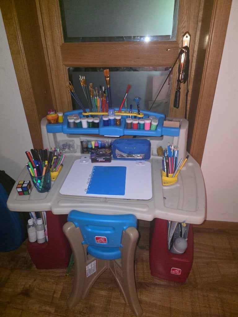Activiteitenbalie voor kinderen, Ophalen of Verzenden, Zo goed als nieuw, Blauw, Bureaustoel