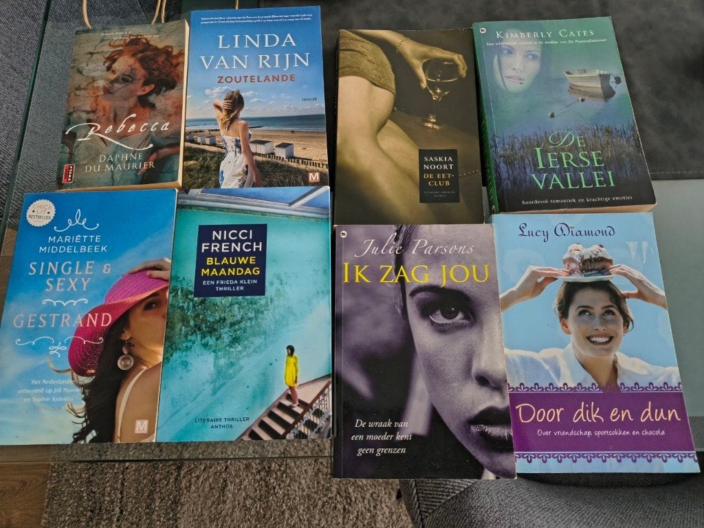 8 romans, Boeken, Romans, Ophalen, Zo goed als nieuw