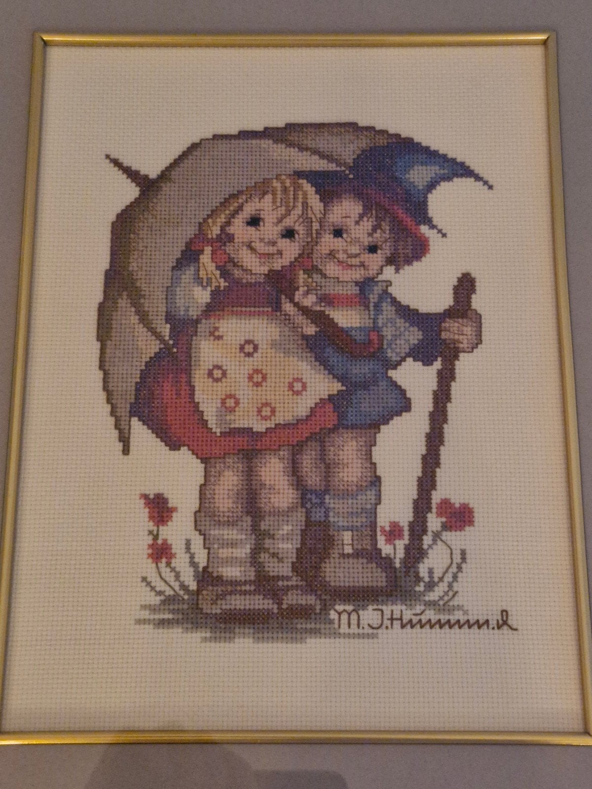 2x M.J.Hummel kruisteek in kader met glas , 37x44 cm, Ophalen of Verzenden, Huis en Inrichting