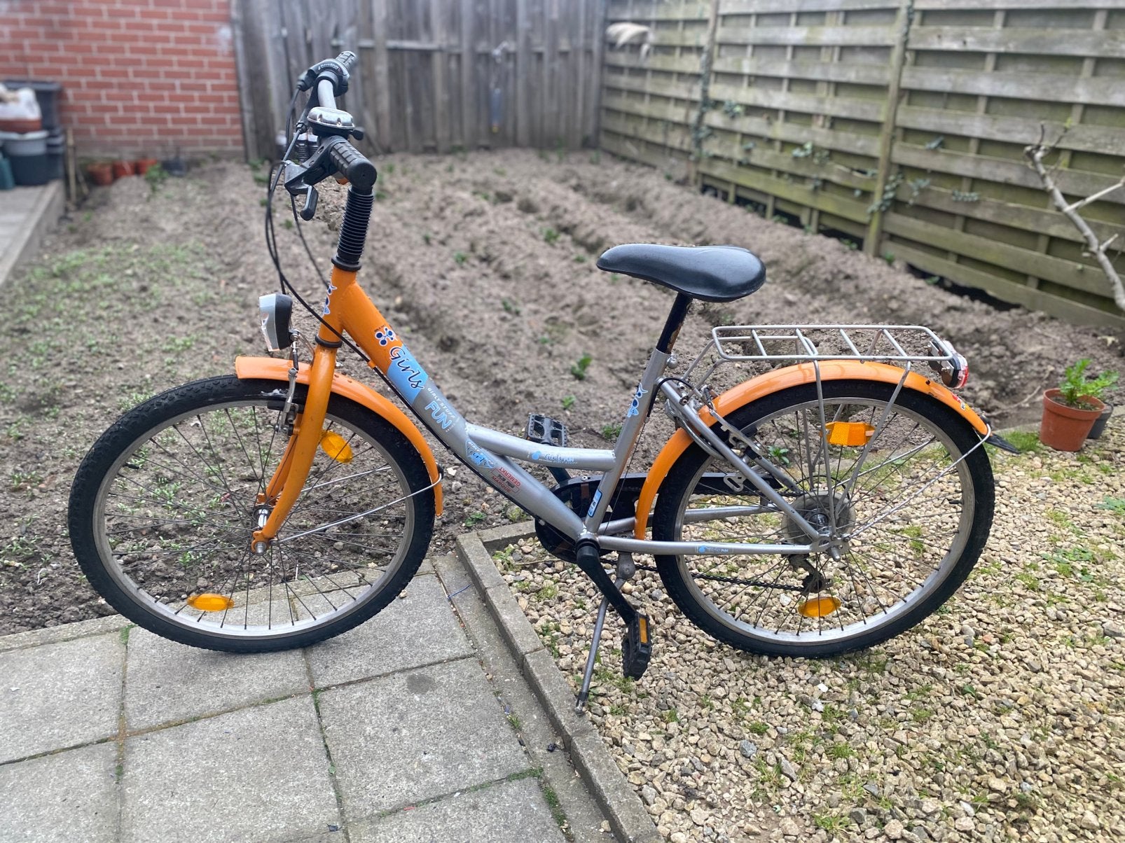 Meisjesfiets 24inch in goede staat, Ophalen, Zo goed als nieuw, Versnellingen