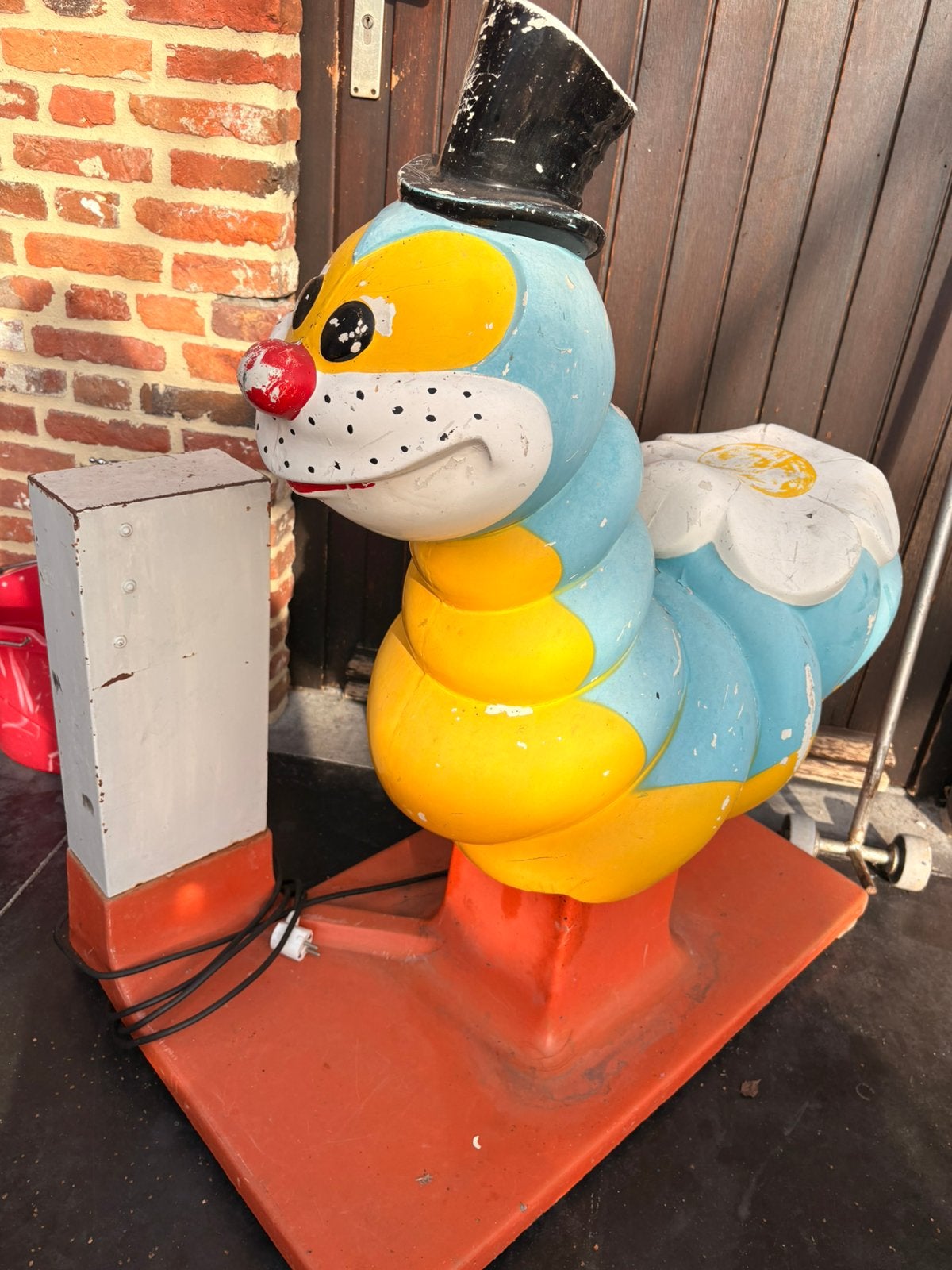 Vintage Kiddy Ride Rups met hoge hoed – werkend – muntinworp, Verzamelen, Ophalen, Gebruikt